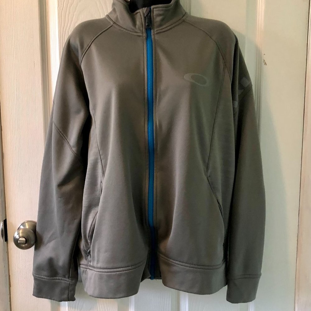 Light Weight Fleece Jacket Size Medium